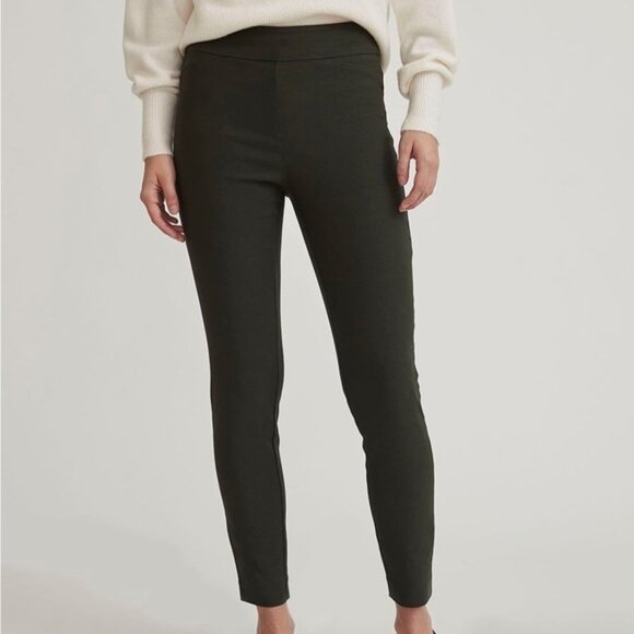 Pants - RW&Co Cropped City Legging Pant